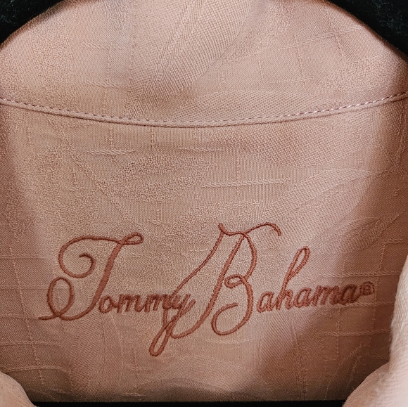 Tommy Bahama Hawaiian Shirt - Picture 4 of 11
